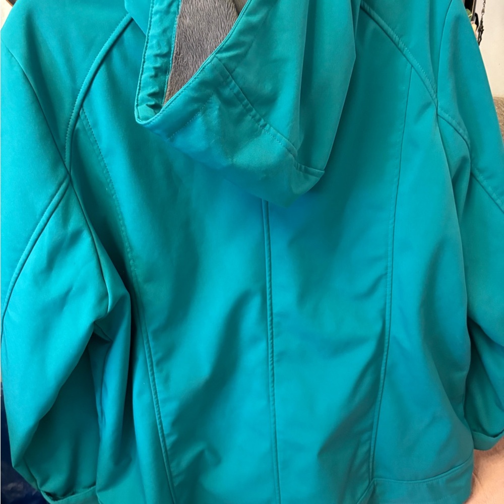 Teal Softshell Jacket - Picture 3 of 5